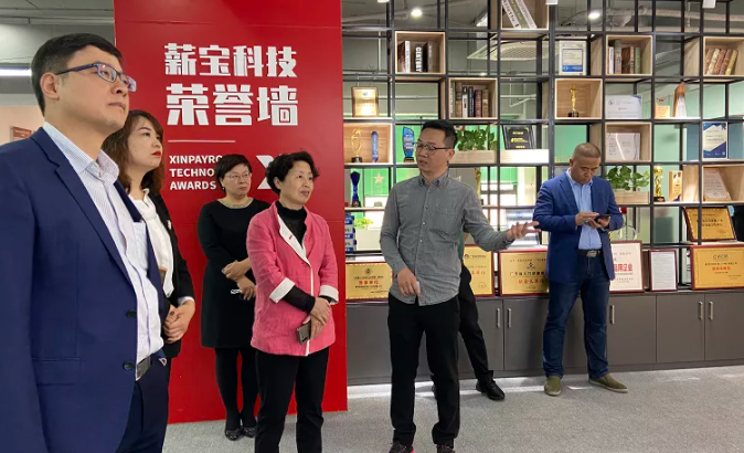 電池防爆箱設(shè)備介紹
